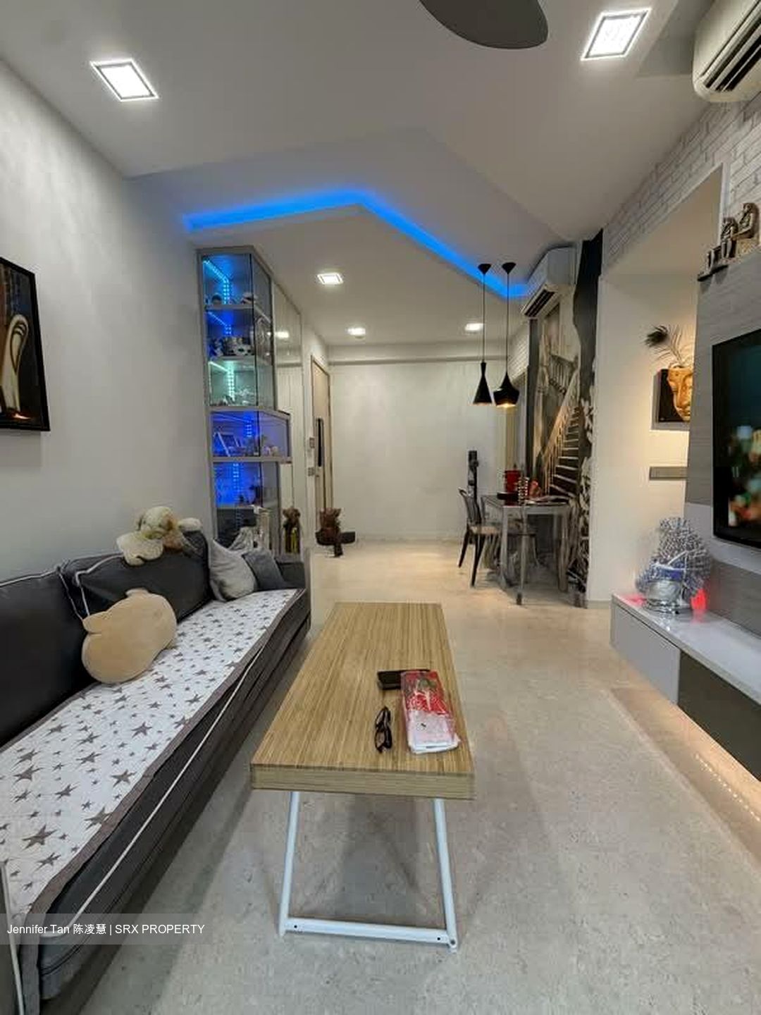 The Luxurie (D19), Condominium #557713081